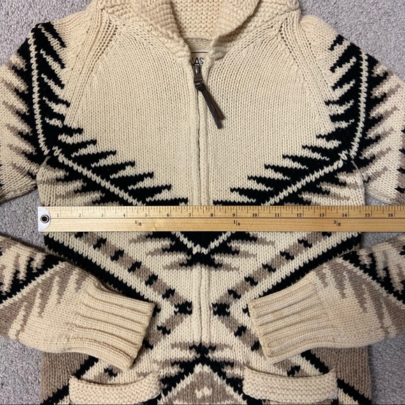 ARITZIA TNA Sea To Sky Lambs Wool Cowichan Knit Logo Sweater Jacket Size M - Picture 7 of 8